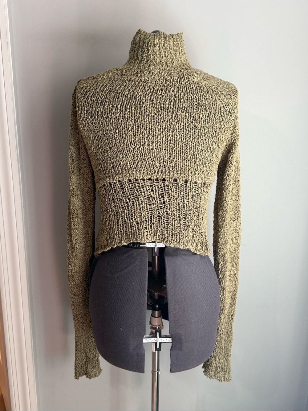 SHEIN Olive Green Cropped Turtleneck Sweater - Picture 2 of 4